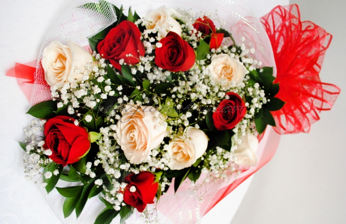 Bouquet o ramillete de rosas de dos colores, clic aquí para ver mas. |  Flores4u.com